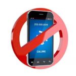 मोबाइल फोन साथ में रखने पर लगा बैन