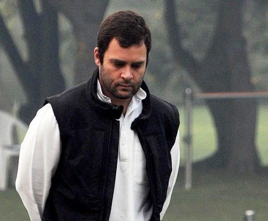 करुणानिधि से मिले राहुल गाँधी