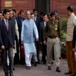 बजट पर विपक्ष की पैनी नजर