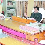 समय पर सूचना न देने पर अधिकारियों के विरूद्ध अर्थ दण्ड अधिरोपित