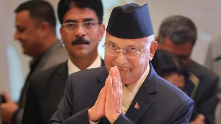 नेपाल : सुप्रीम कोर्ट ने प्रधानमंत्री के सात मंत्रियों को बर्खास्त किया