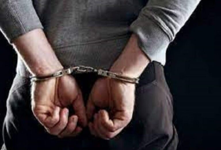 पहचान छुपा कर प्यार किया प्यार के नाम पर सेक्स किया और निकाह के लिए निस्बत छुड़ा दिया