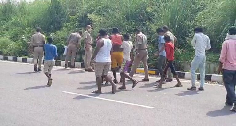 संयुक्त मोर्चा ने कहा, मान लो मांग वरना संसद घेरेंगे किसान