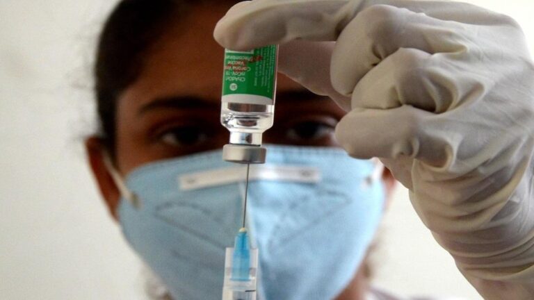 पहले नहीं दे रहे थे मान्यता, अब Indian vaccine Covishield को इंग्लैंड ने आखिर क्यों दी मान्यता।