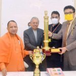 थैंक्यू सरकार जी, माना तो कि पत्रकार भी बीमार पड़ते हैं उन्हें भी इलाज की जरूरत है!