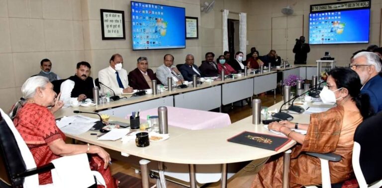 Chancellor ने Vice chancellors से कहा  रिसर्च को पब्लिक के लिए उपयोगी बनायें