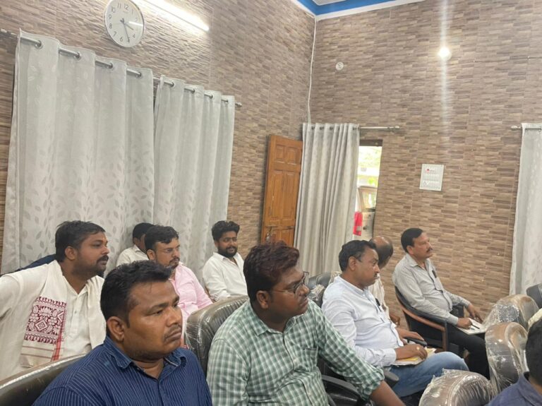 बलहा के विधायक प्रतिनिधि ने कहा, ग्राम पंचायत सचिवालय के संचालन में लापरवाही बर्दाश्त नहीं की जाएगी