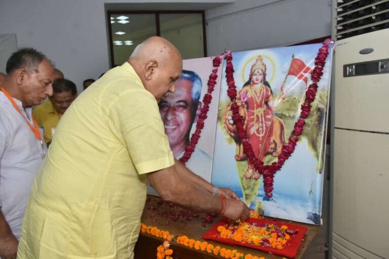 कृषि उत्पादक संगठनों के सम्मेलन में बोले कृषि मंत्री, किसानों की वजह से भारत को सोने की चिड़िया कहा जाता था