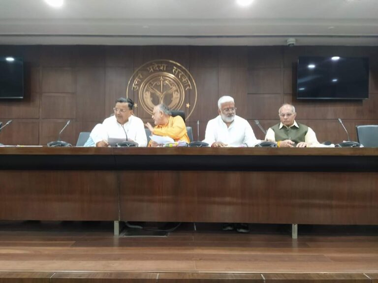 UP : इलेक्ट्रिक वाहन नीति लागू, मिलेगी 15% सब्सिडी