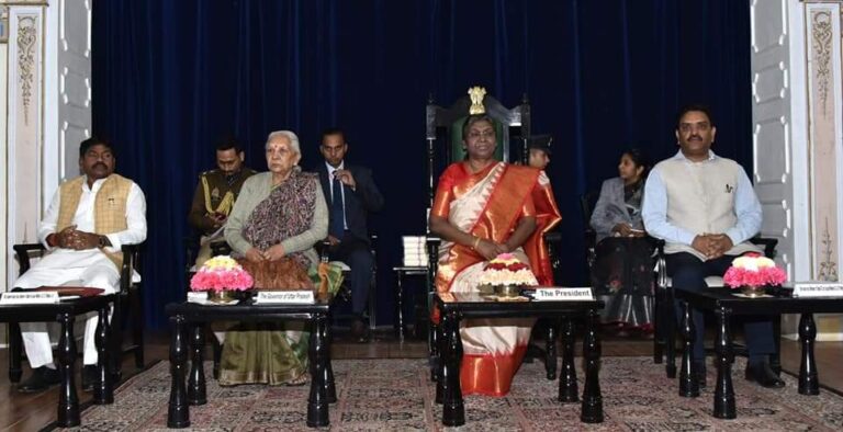 President of India ने कहा, कोई भी पीछे न रह जाये सब आगे बढ़ें