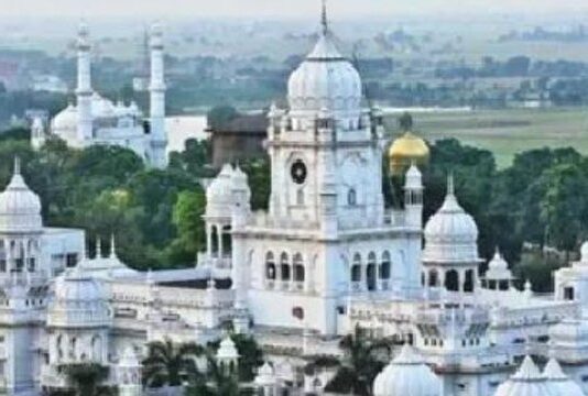 KGMU and SGPGI… दो अस्पताल, एक में पड़ताल दूसरा कमाल White building with round dom on the top is seen of KGMU Lucknow campus