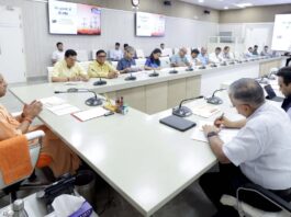 बकरीद और बड़ा मंगल पर लापरवाही बर्दाश्त नहीं :सीएम योगी