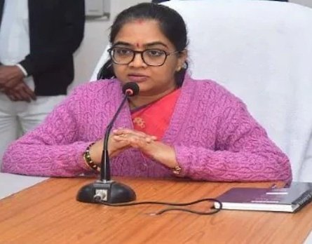 She is Chaitra V. A 2007 batch IAS officer of UP cadre and DG of Ayush vibhag. 
