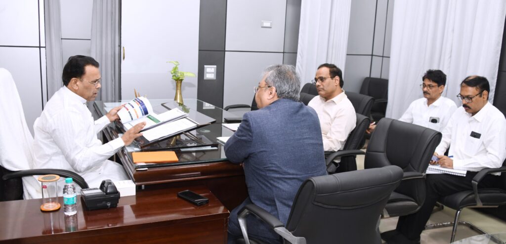 Minister of state with independent charge Mr Narendra Kashyap for Backward class welfare and special abilities persons reviewing the actual status of Schemes running on the ground 