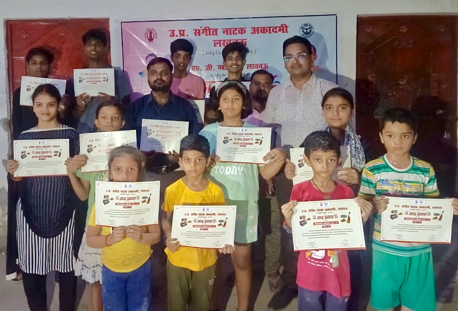 DON Correspondent HG Foundation and SNA Organised program participants are honored
